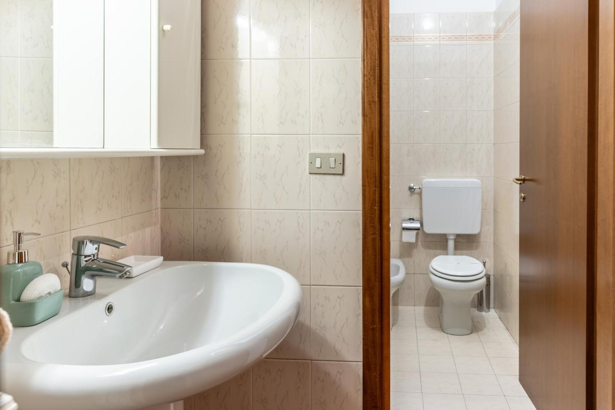 Apartamento -Near Arena & Parking - Pet Friendly Historical Arena Palace Verona Exterior foto