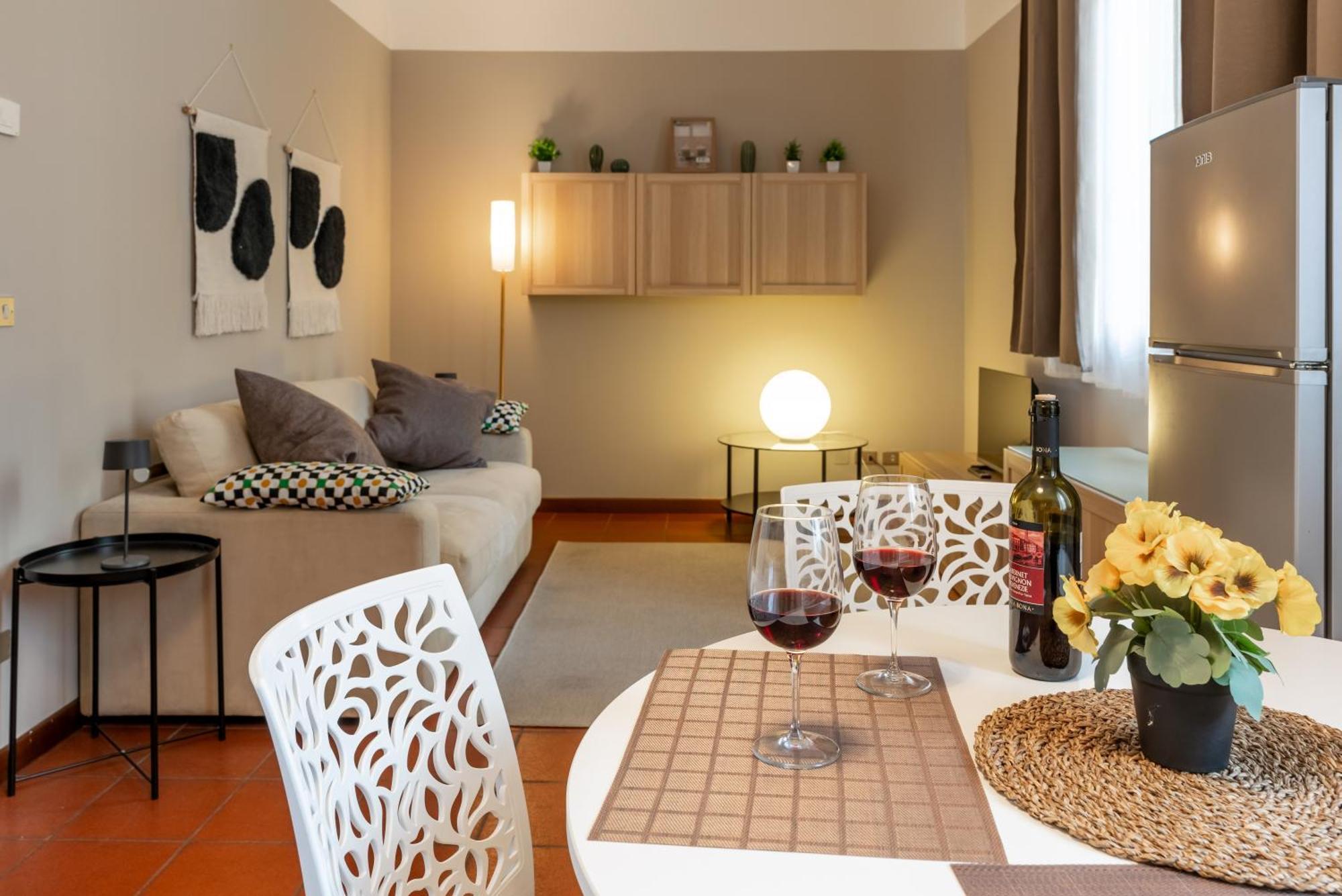 Apartamento -Near Arena & Parking - Pet Friendly Historical Arena Palace Verona Exterior foto